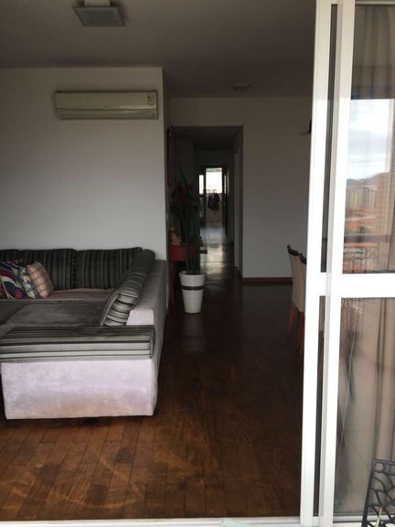 Imagem Apartamento com 3 Quartos à Venda, 150 m² em Embaré - Santos