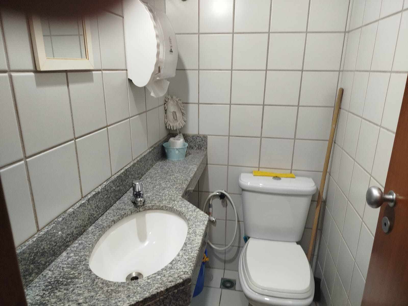 Imagem Imóvel Comercial para Alugar, 33 m²em Caminho das Árvores - Salvador Imagem Imóvel Comercial para Alugar, 33 m²em Caminho das Árvores - Salvador