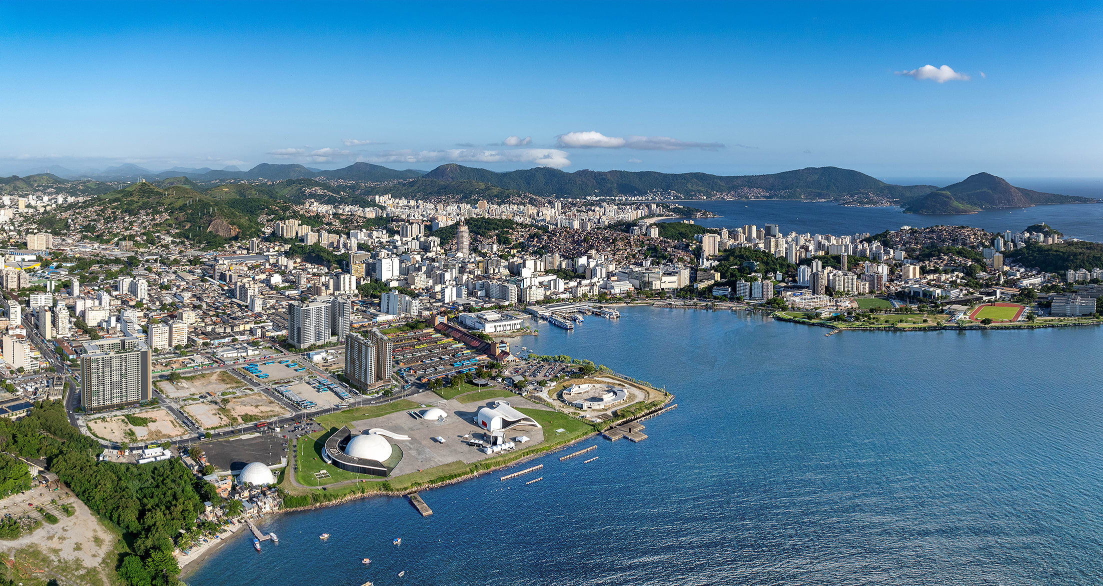 Imagem Apartamento com 2 Quartos à Venda, 52 m² em Centro - Niterói Imagem Apartamento com 2 Quartos à Venda, 52 m² em Centro - Niterói