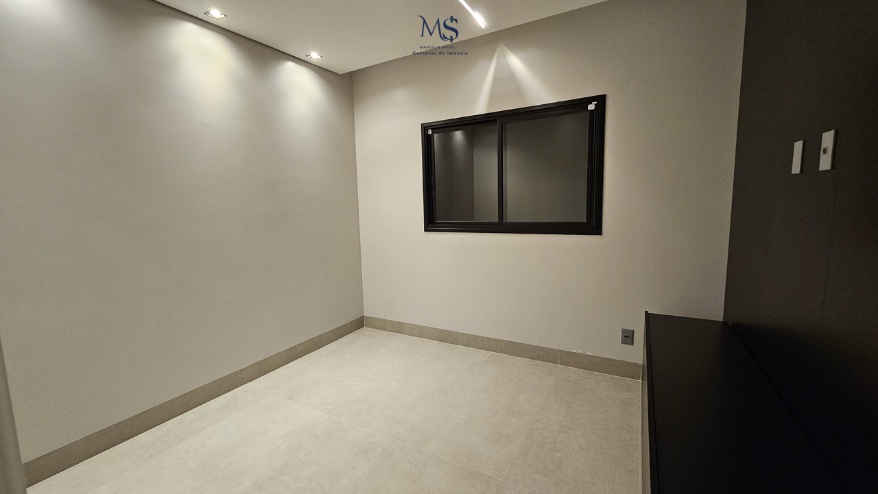 Imagem Casa com 4 Quartos à Venda, 400 m²em Setor Habitacional Vicente Pires - Brasília Imagem Casa com 4 Quartos à Venda, 400 m²em Setor Habitacional Vicente Pires - Brasília