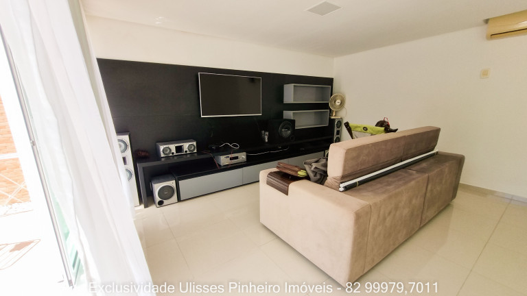 Imagem Casa com 4 Quartos à Venda, em Jardim Petrópolis - Maceió Imagem Casa com 4 Quartos à Venda, em Jardim Petrópolis - Maceió