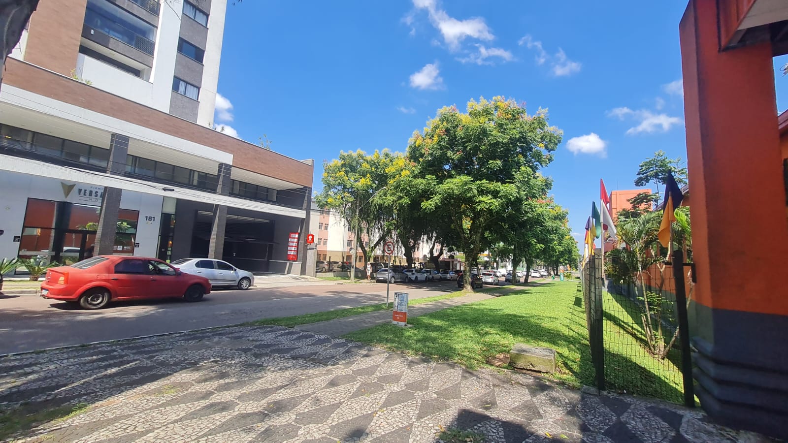 Imagem Apartamento com 2 Quartos à Venda, 49 m² em Capão Raso - Curitiba