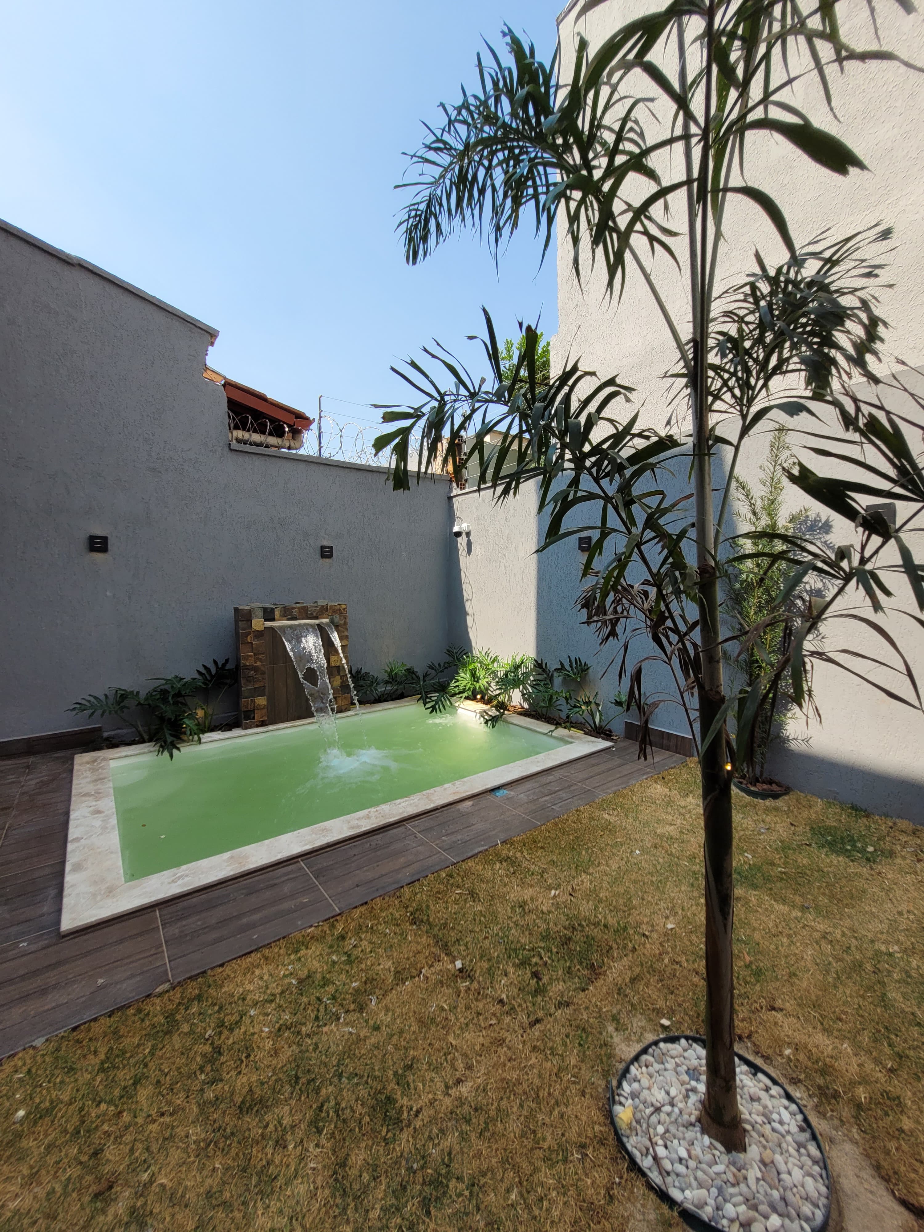 Imagem Sobrado com 3 Quartos à Venda, 147 m²em Vila Rosa - Goiânia