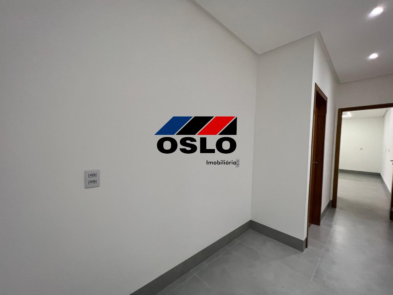Imagem Casa com 4 Quartos à Venda, 192 m²em Moinho dos Ventos - Goiânia