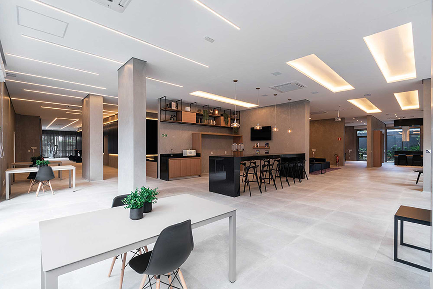 Imagem Apartamento com 1 Quarto à Venda, 29 m²em Indianópolis - São Paulo