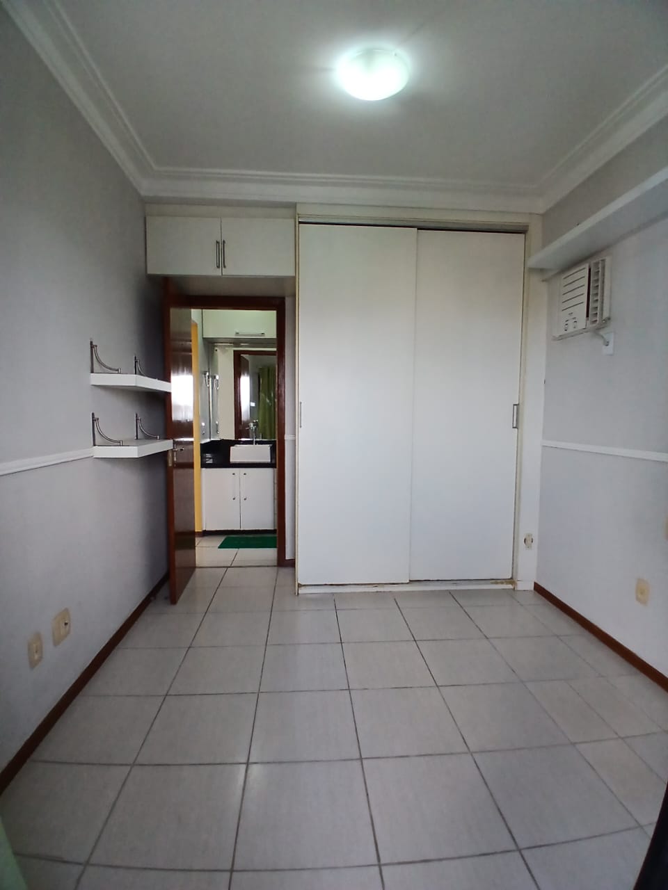 Imagem Apartamento com 2 Quartos à Venda, 72 m²em Marco - Belém