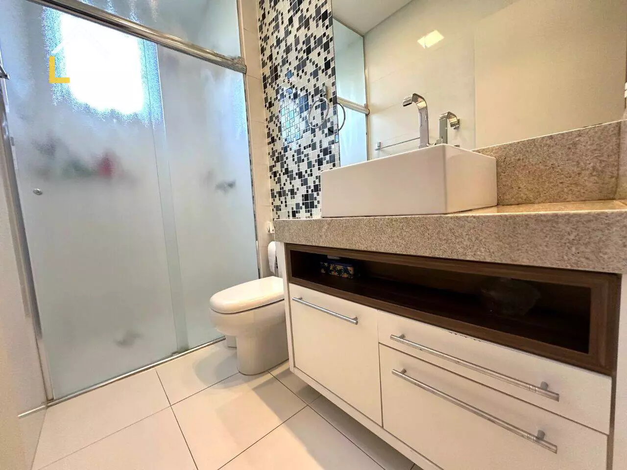 Imagem Apartamento com 3 Quartos à Venda, 98 m²em Floresta - Joinville