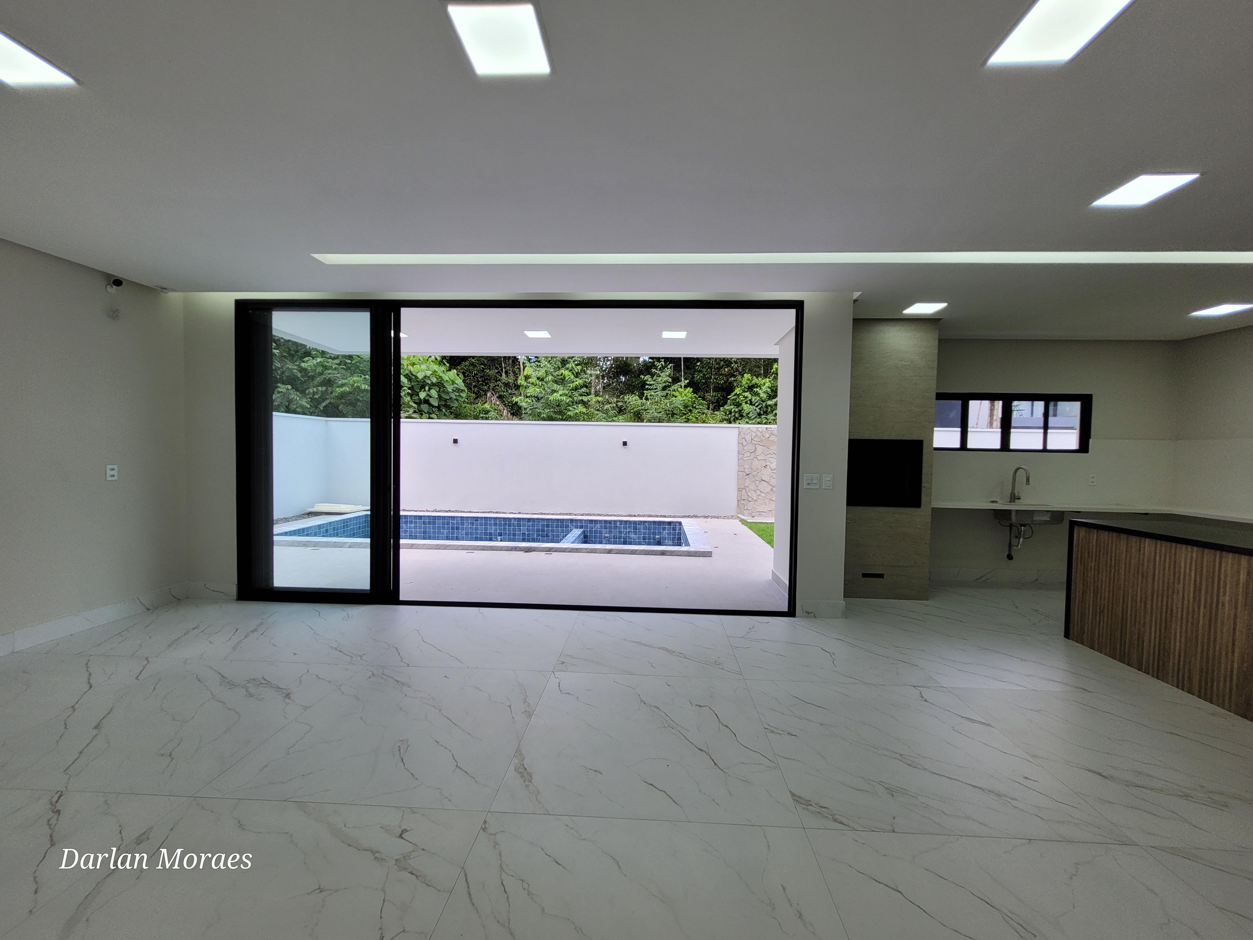 Imagem Casa de Condomínio com 5 Quartos à Venda, 430 m²em Ponta Negra - Manaus Imagem Casa de Condomínio com 5 Quartos à Venda, 430 m²em Ponta Negra - Manaus