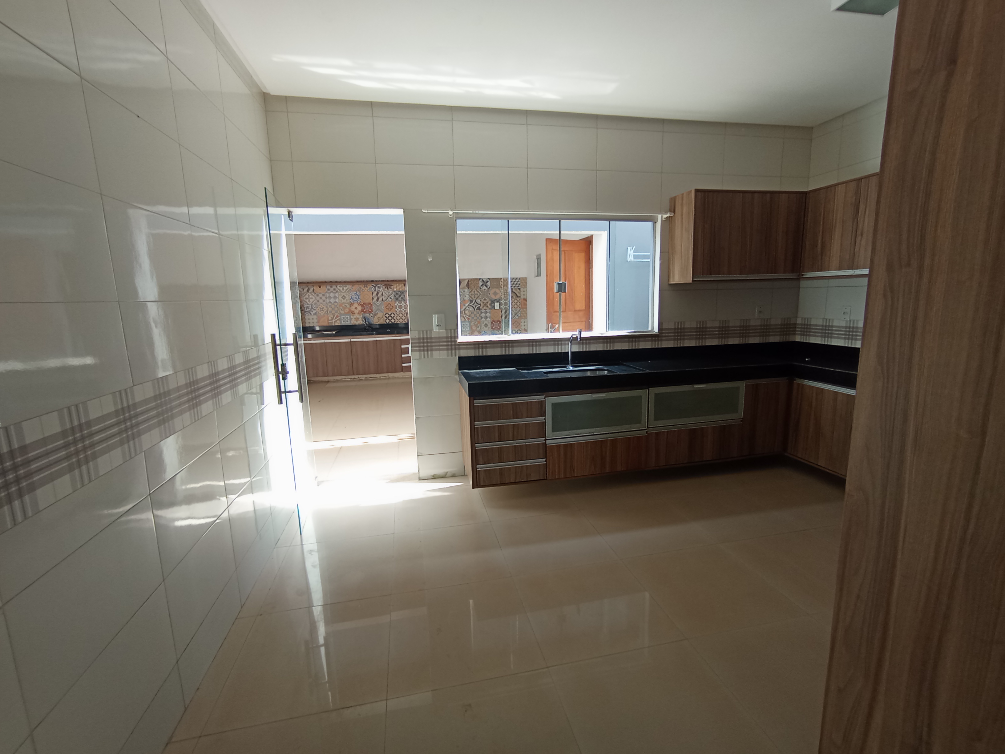 Imagem Sobrado com 2 Quartos para Alugar, 156 m²em Belo Horizonte - MARABA