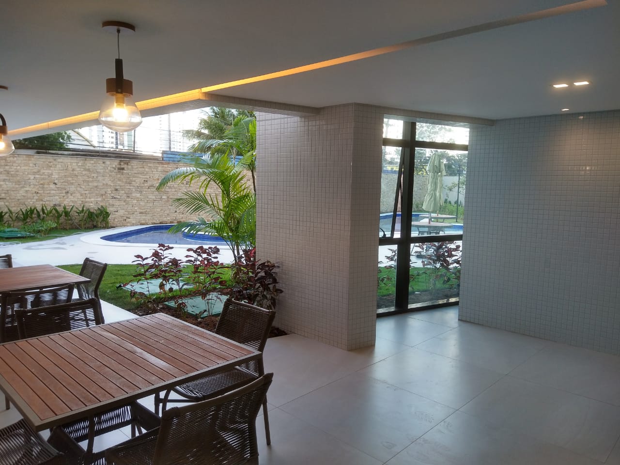 Imagem Apartamento com 4 Quartos à Venda, 147 m²em Boa Viagem - Recife