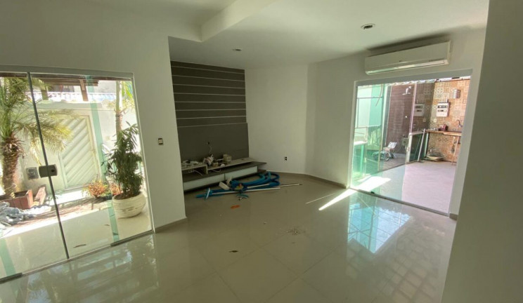 Imagem Casa com 4 Quartos à Venda, 150 m² em Campo Grande - Rio de Janeiro Imagem Casa com 4 Quartos à Venda, 150 m² em Campo Grande - Rio de Janeiro