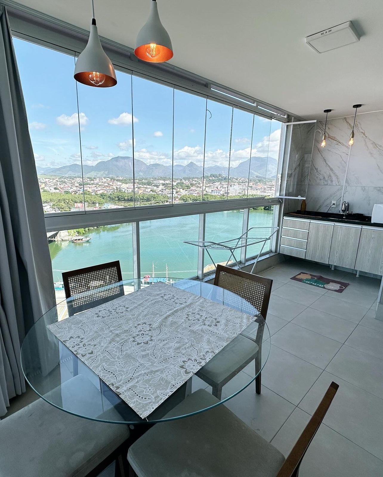 Imagem Apartamento com 2 Quartos à Venda, 65 m²em Centro - Guarapari
