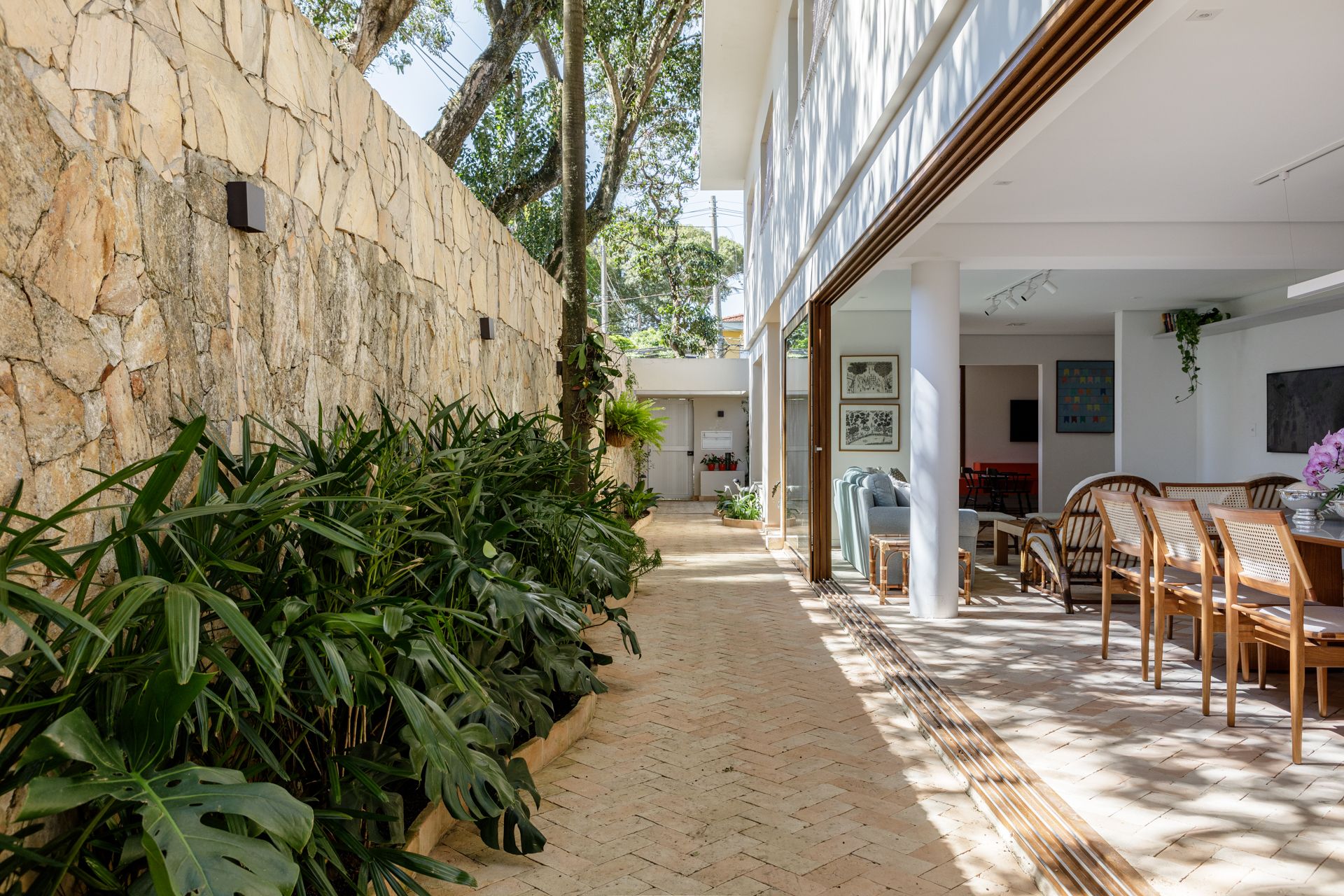 Imagem Casa com 3 Quartos à Venda, 427 m²em Indianópolis - São Paulo Imagem Casa com 3 Quartos à Venda, 427 m²em Indianópolis - São Paulo