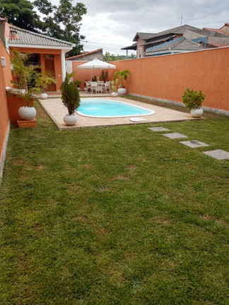 Imagem Casa com 4 Quartos à Venda, 180 m² em Praia de Itaipuaçu (Itaipuaçu) - Maricá Imagem Casa com 4 Quartos à Venda, 180 m² em Praia de Itaipuaçu (Itaipuaçu) - Maricá