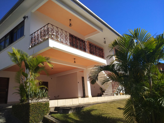 Imagem Casa com 3 Quartos à Venda, 250 m² em Barra do Imbuí - Teresópolis
