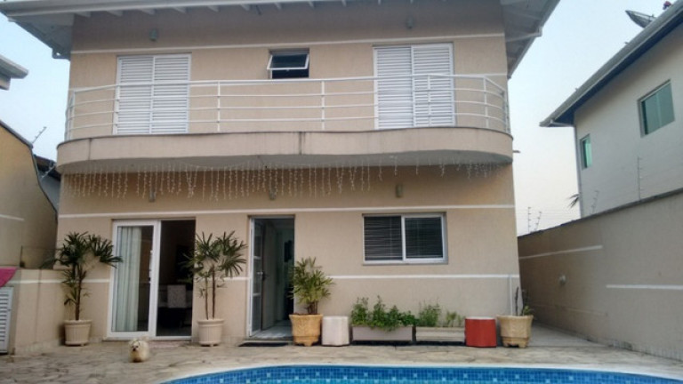 Imagem Sobrado com 5 Quartos à Venda, 305 m² em Cidade Jardim - Caraguatatuba