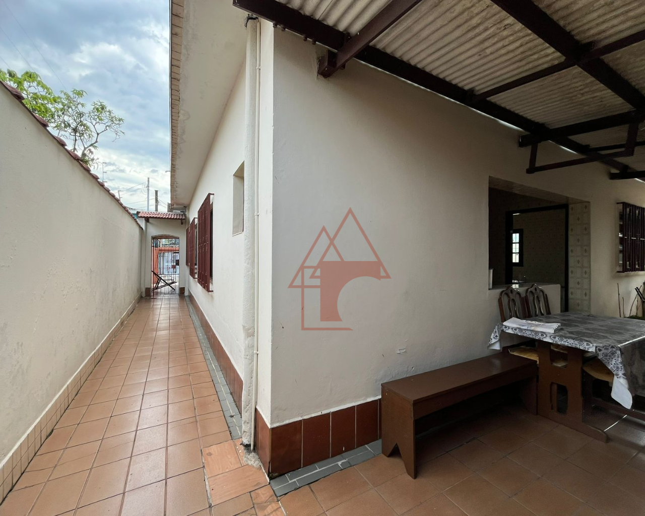 Imagem Casa com 3 Quartos à Venda, 180 m² em Vila Ponte Nova - Cubatão Imagem Casa com 3 Quartos à Venda, 180 m² em Vila Ponte Nova - Cubatão