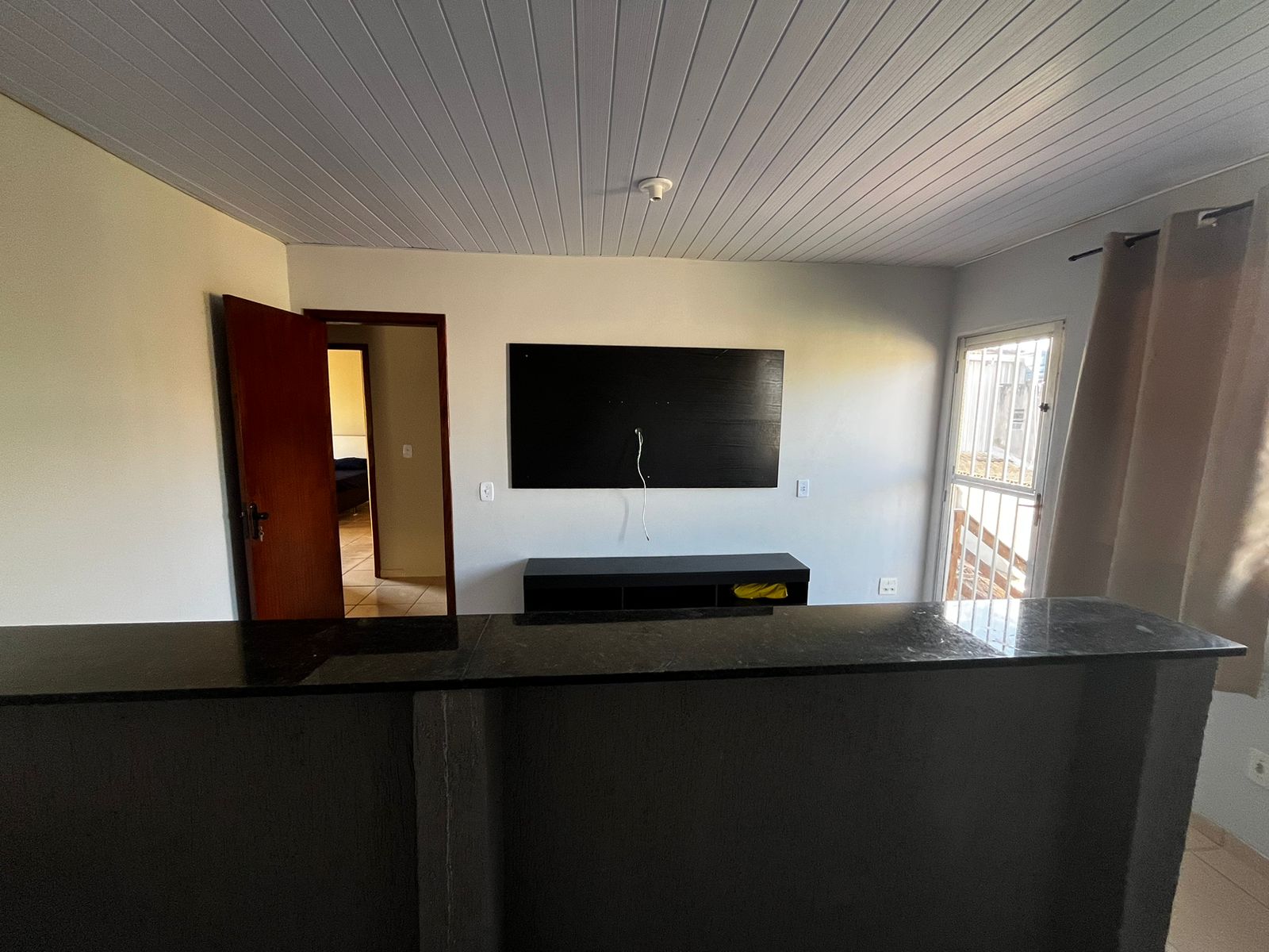 Imagem Sobrado com 2 Quartos para Alugar, 70 m² em Sol e Mar - Macaé Imagem Sobrado com 2 Quartos para Alugar, 70 m² em Sol e Mar - Macaé