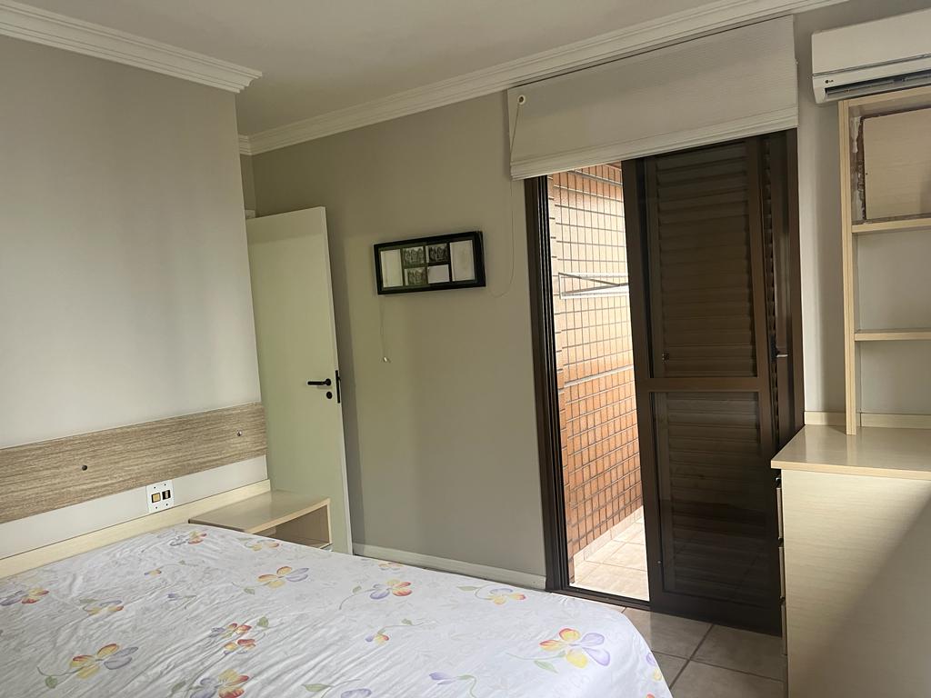 Imagem Apartamento com 3 Quartos para Temporada, 110 m²em Centro - Balneário Camboriú 