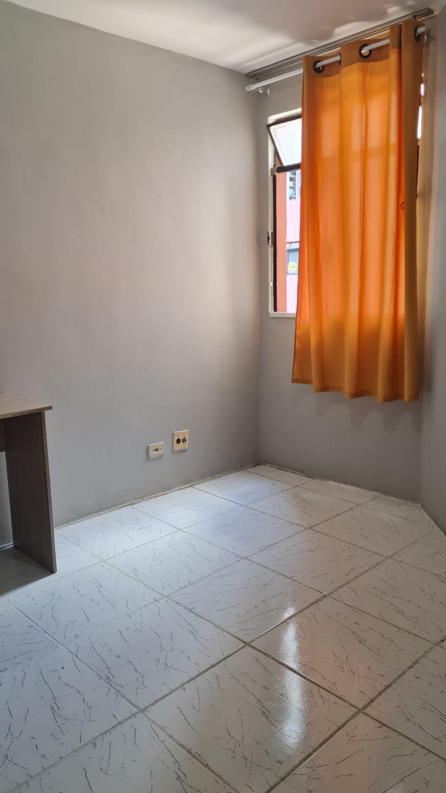 Imagem Apartamento com 2 Quartos à Venda, 49 m² em Capão Raso - Curitiba