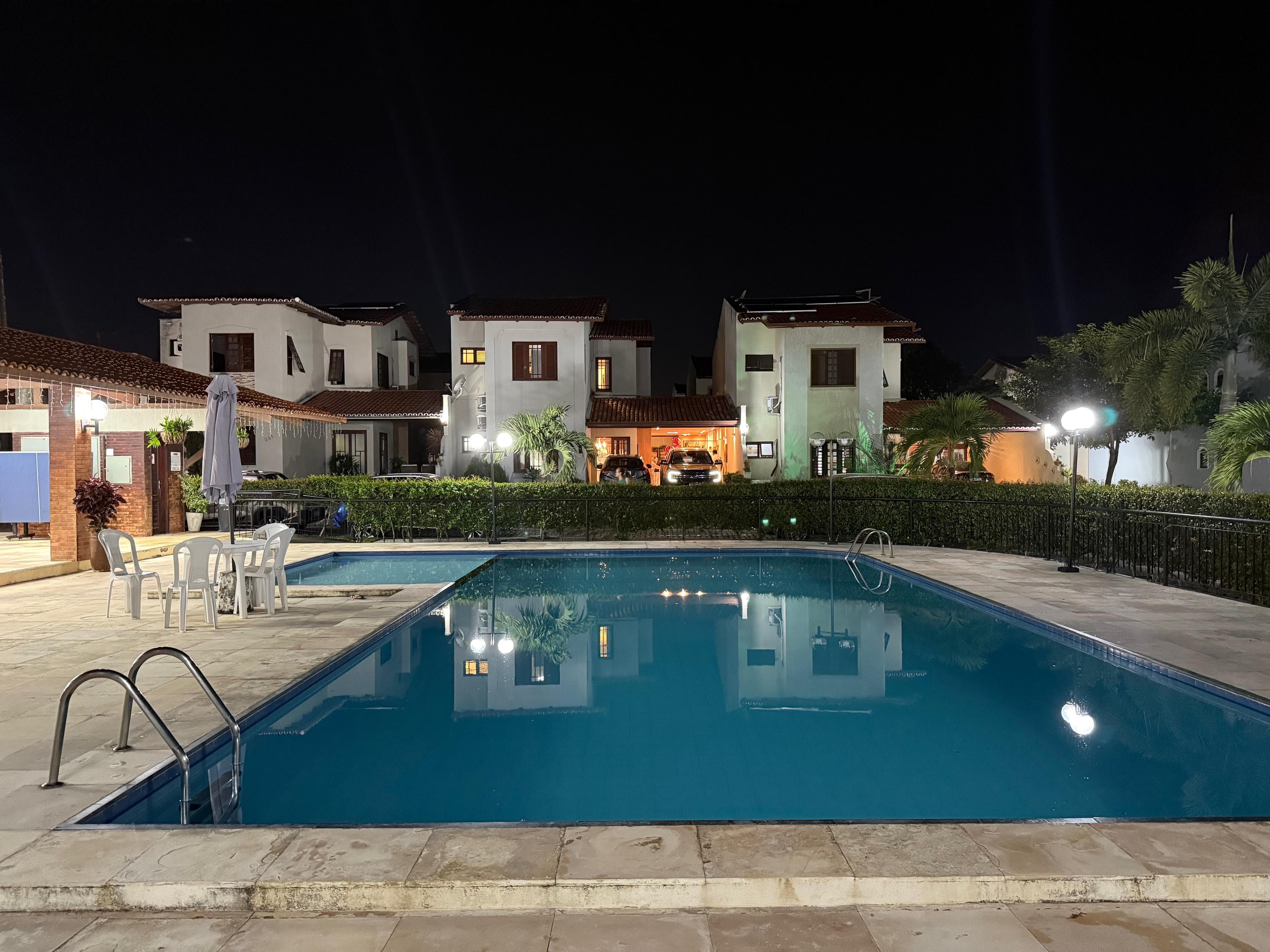 Imagem Casa de Condomínio com 4 Quartos à Venda, 198 m² em Sapiranga-Coité - Fortaleza