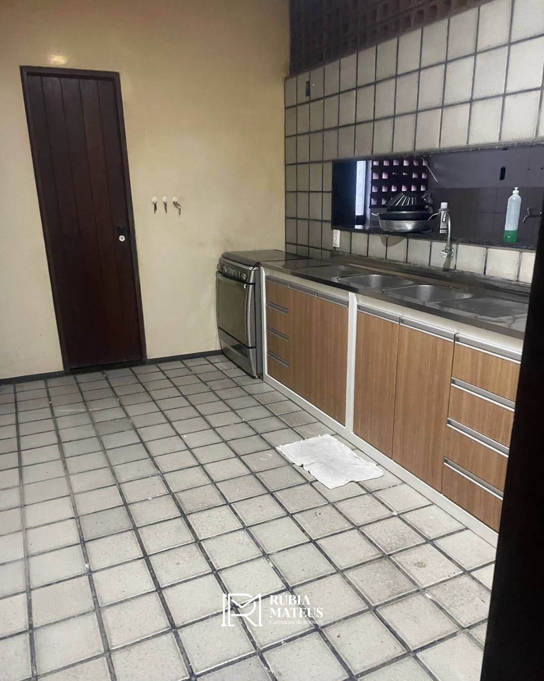 Imagem Casa com 3 Quartos à Venda, 293 m² em Lagoa Nova - Natal Imagem Casa com 3 Quartos à Venda, 293 m² em Lagoa Nova - Natal