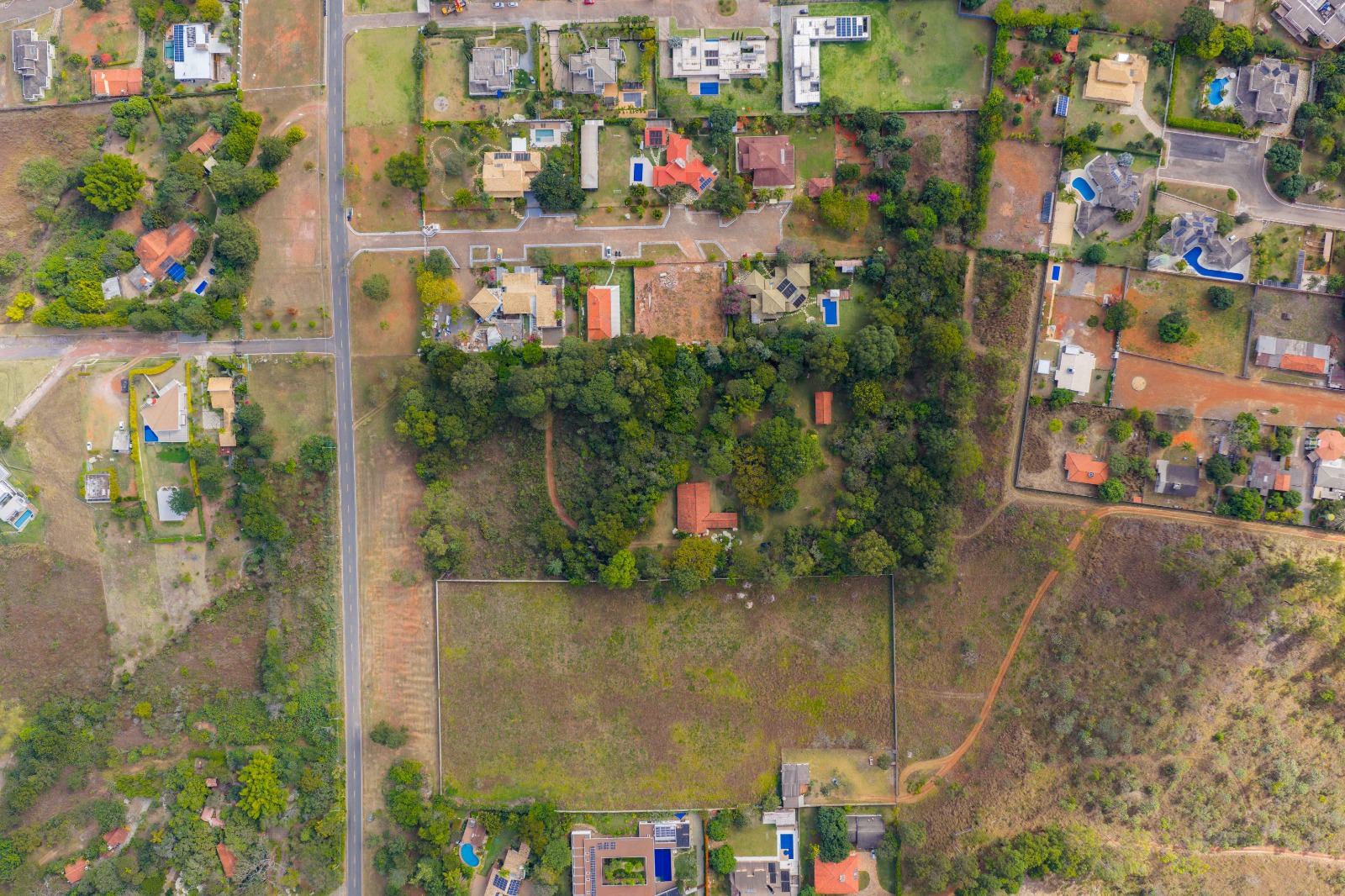 Imagem Terreno em Condomínio à Venda, 24.800 m² em Park Way - Brasília