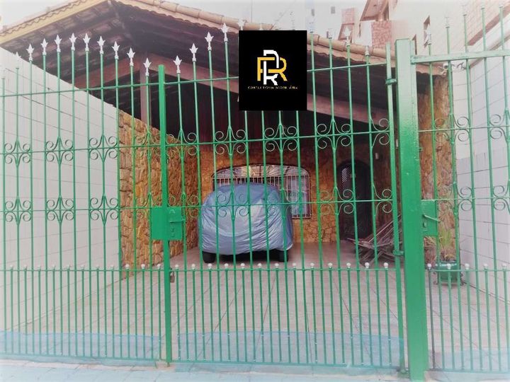 Casa com 2 Quartos à Venda, 100 m² em Tupi - Praia Grande
