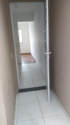 Imagem Casa de Condomínio com 2 Quartos para Alugar, 56 m² em Jardim Layr - Mogi das Cruzes