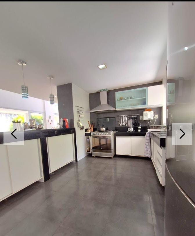 Imagem Casa com 5 Quartos à Venda, 400 m² em Vilas do Atlântico - Lauro de Freitas Imagem Casa com 5 Quartos à Venda, 400 m² em Vilas do Atlântico - Lauro de Freitas
