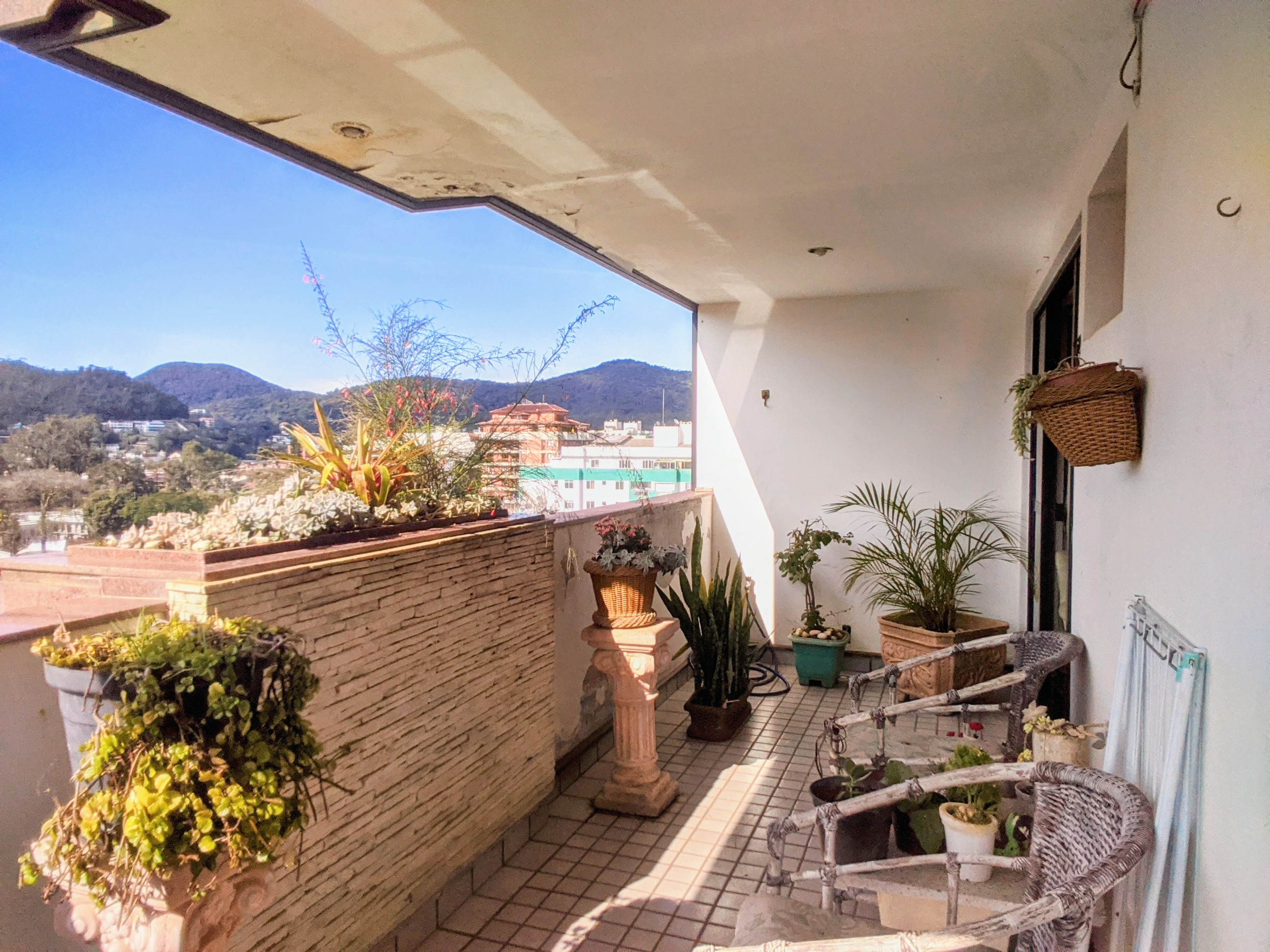 Imagem Apartamento com 2 Quartos à Venda, 103 m²em Alto - Teresópolis Imagem Apartamento com 2 Quartos à Venda, 103 m²em Alto - Teresópolis