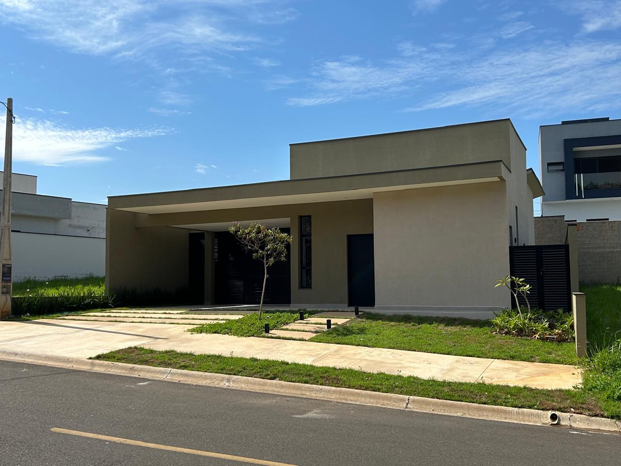 Casa de Condomínio com 3 Quartos à Venda, 170 m²em Residencial Lagos D'Icaraí - Salto