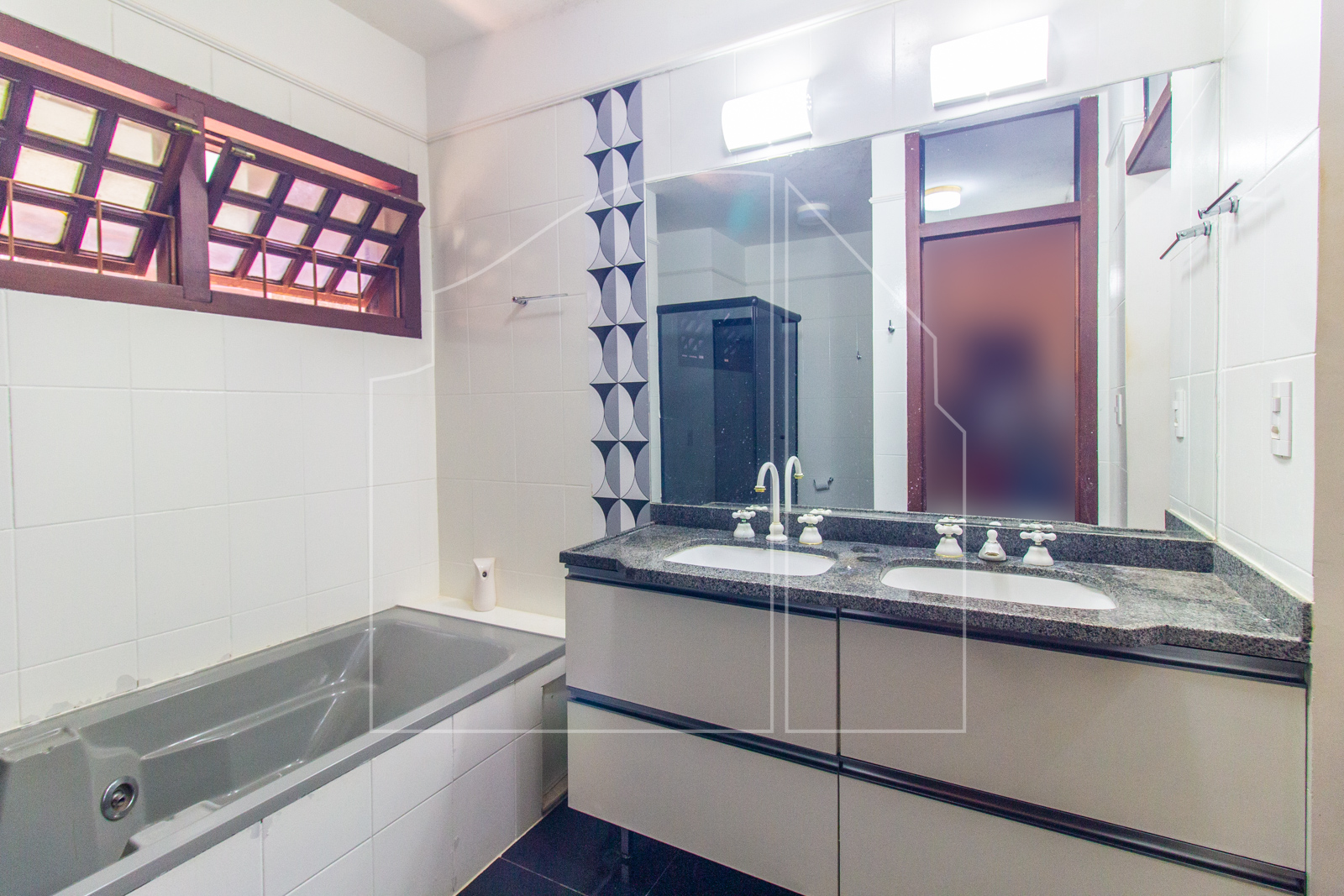 Imagem Casa com 4 Quartos à Venda, 575 m²em Setor de Habitações Individuais Sul - Brasília Imagem Casa com 4 Quartos à Venda, 575 m²em Setor de Habitações Individuais Sul - Brasília