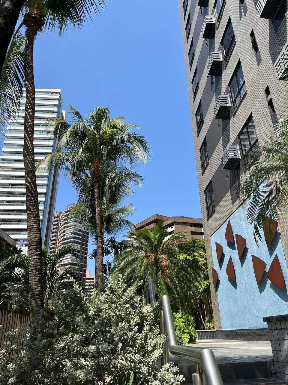 Imagem Apartamento com 4 Quartos à Venda, 175 m²em Meireles - Fortaleza Imagem Apartamento com 4 Quartos à Venda, 175 m²em Meireles - Fortaleza