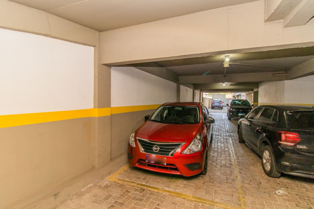 Imagem Apartamento com 3 Quartos à Venda, 70 m² em Azenha - Porto Alegre