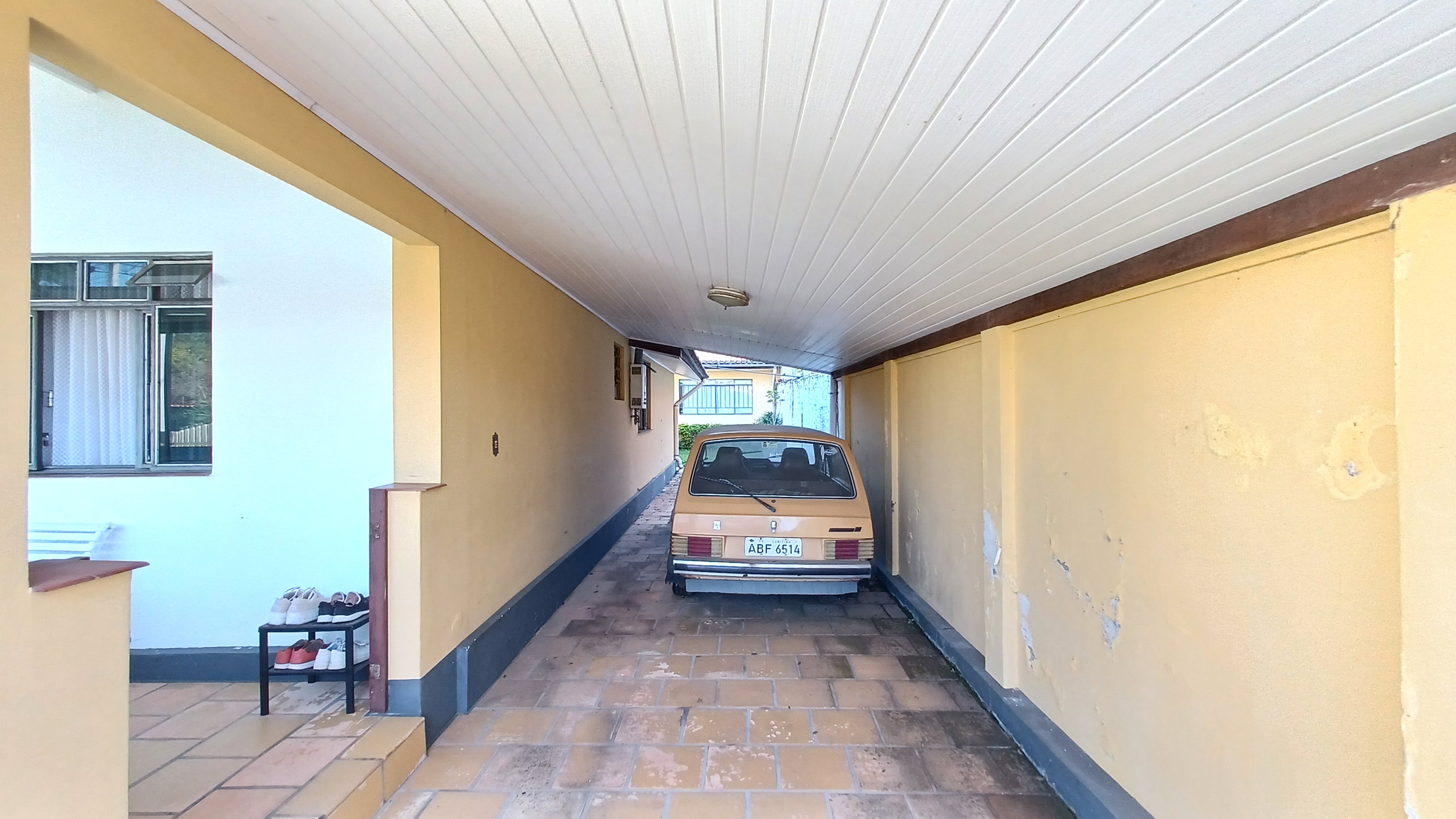 Imagem Casa com 3 Quartos à Venda, 207 m²em São Braz - Curitiba Imagem Casa com 3 Quartos à Venda, 207 m²em São Braz - Curitiba