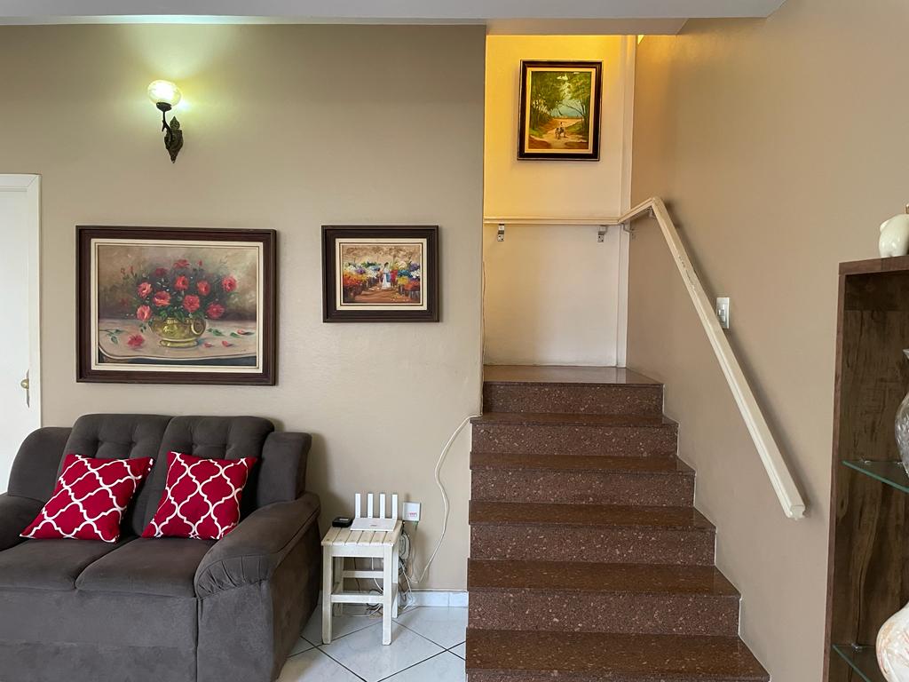 Imagem Sobrado com 3 Quartos à Venda, 131 m²em Centro - Itanhaém