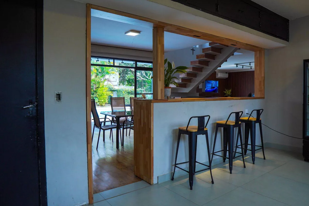 Imagem Casa com 5 Quartos à Venda ou Locação, 420 m² em Alto de Pinheiros - São Paulo Imagem Casa com 5 Quartos à Venda ou Locação, 420 m² em Alto de Pinheiros - São Paulo