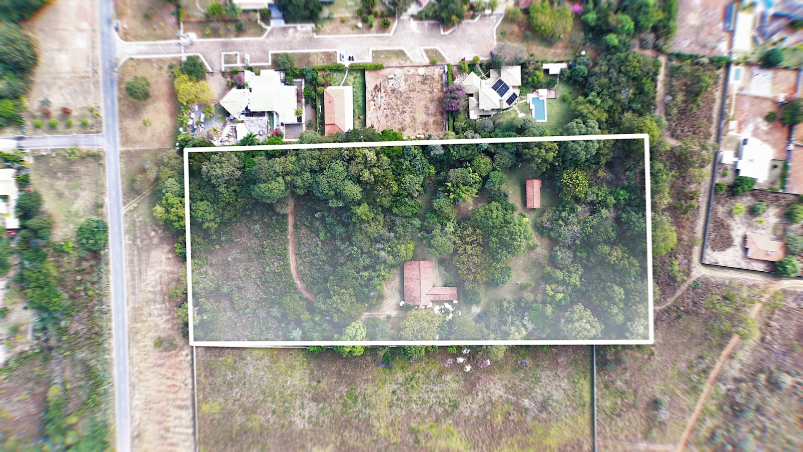 Imagem Terreno em Condomínio à Venda, 24.800 m² em Park Way - Brasília