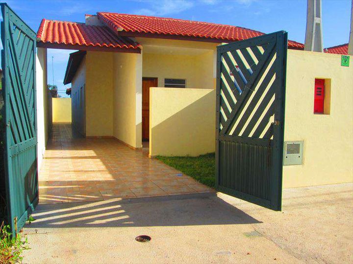 Imagem Casa com 2 Quartos à Venda, 70 m² em Itanhaém Imagem Casa com 2 Quartos à Venda, 70 m² em Itanhaém