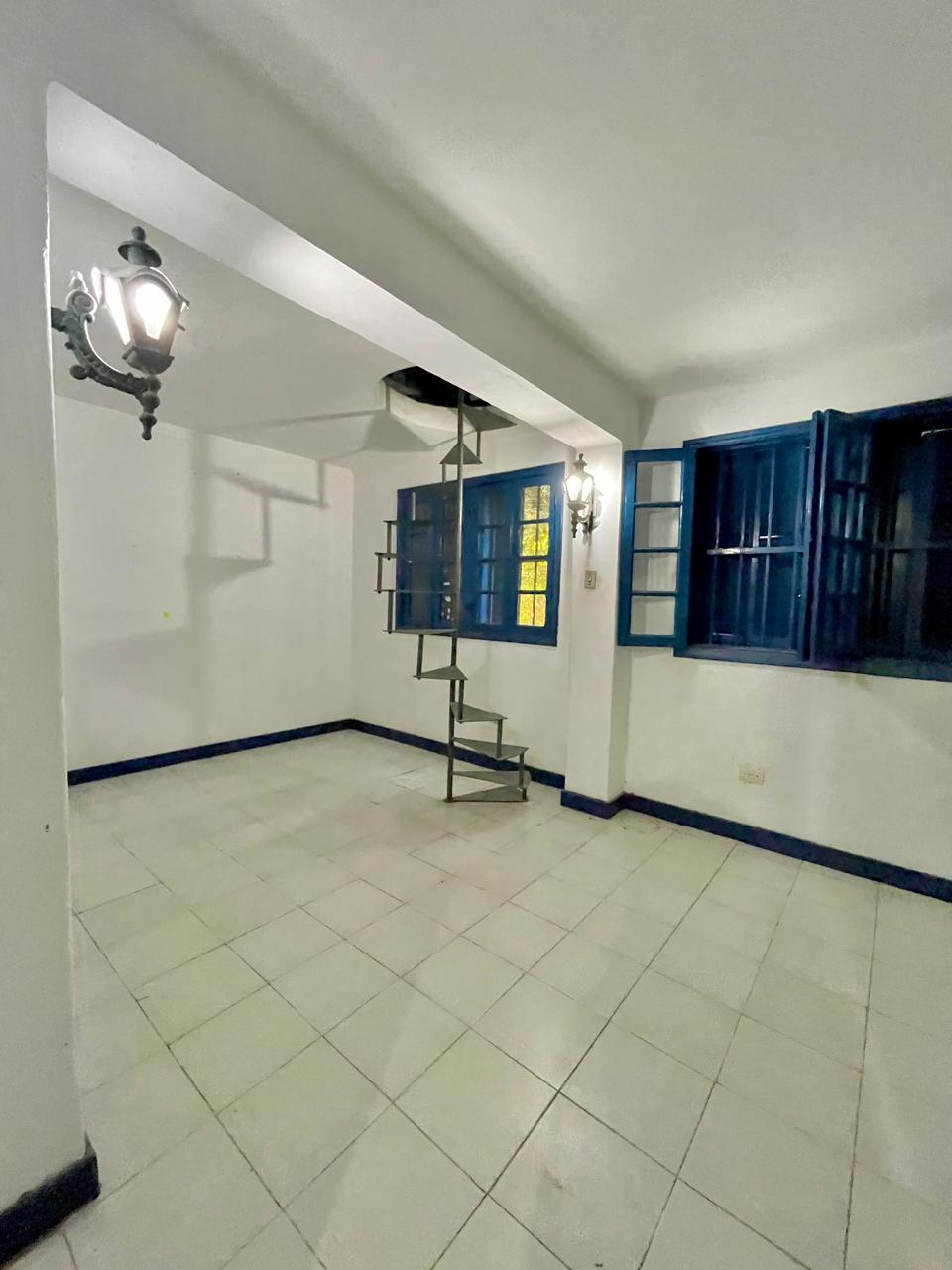 Imagem Chácara com 4 Quartos à Venda ou Locação, 200 m²em Barranco - Taubaté