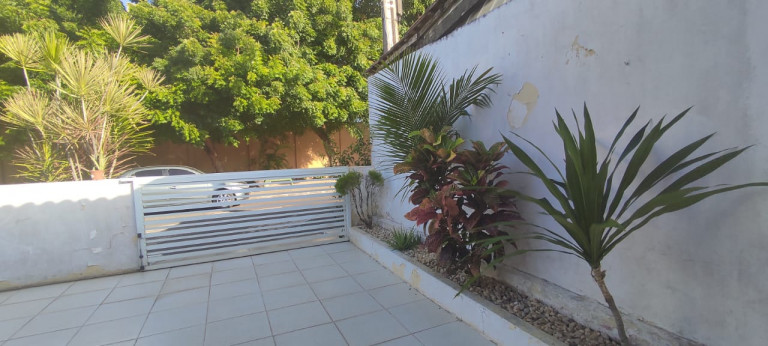 Imagem Casa de Condomínio com 3 Quartos para Alugar, 1 m² em Turu - São Luís
