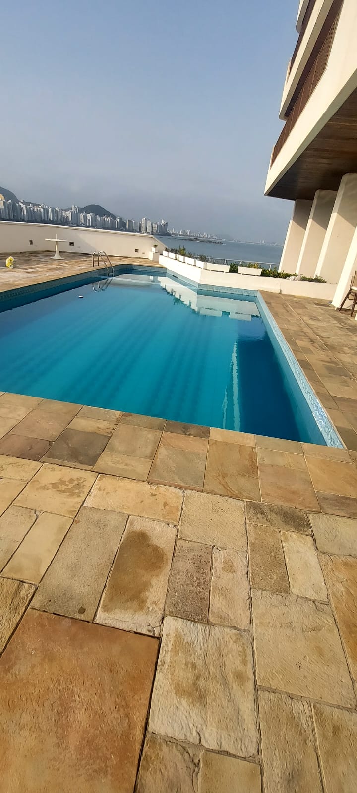Imagem Cobertura com 3 Quartos à Venda, 300 m²em Jardim Astúrias - Guarujá
