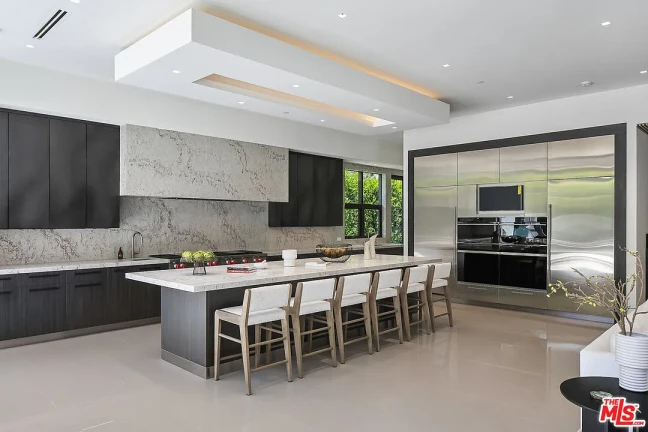 Imagem Casa de Condomínio com 7 Quartos à Venda, 982 m²em Alphaville Residencial Um - Barueri