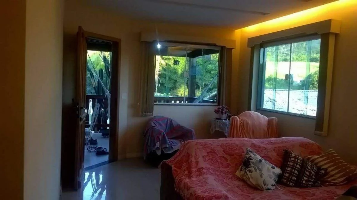 Imagem Casa com 3 Quartos à Venda, 210 m²em Itapeba - Maricá Imagem Casa com 3 Quartos à Venda, 210 m²em Itapeba - Maricá