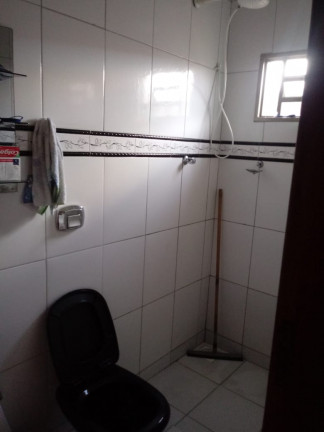 Imagem Casa com 3 Quartos à Venda, 210 m² em Parque Flamboyant - Goiânia Imagem Casa com 3 Quartos à Venda, 210 m² em Parque Flamboyant - Goiânia
