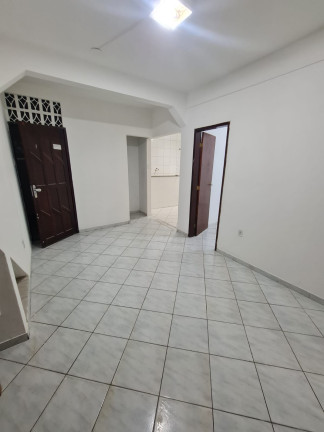 Imagem Edifício Residencial com 6 Quartos à Venda, 136 m² em Itapuã - Salvador Imagem Edifício Residencial com 6 Quartos à Venda, 136 m² em Itapuã - Salvador