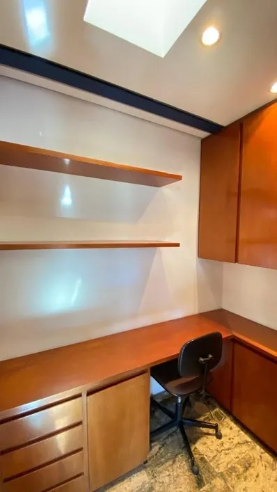 Imagem Casa com 3 Quartos à Venda, 361 m²em Alphaville Residencial Dois - Barueri Imagem Casa com 3 Quartos à Venda, 361 m²em Alphaville Residencial Dois - Barueri