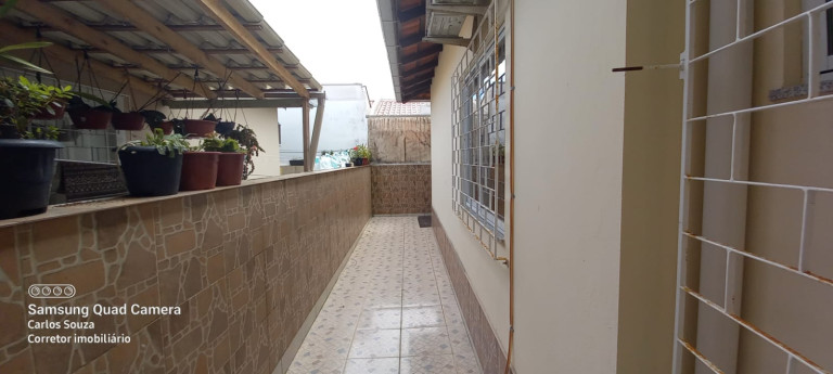 Imagem Casa com 2 Quartos à Venda, 100 m² em Centro - Penha
