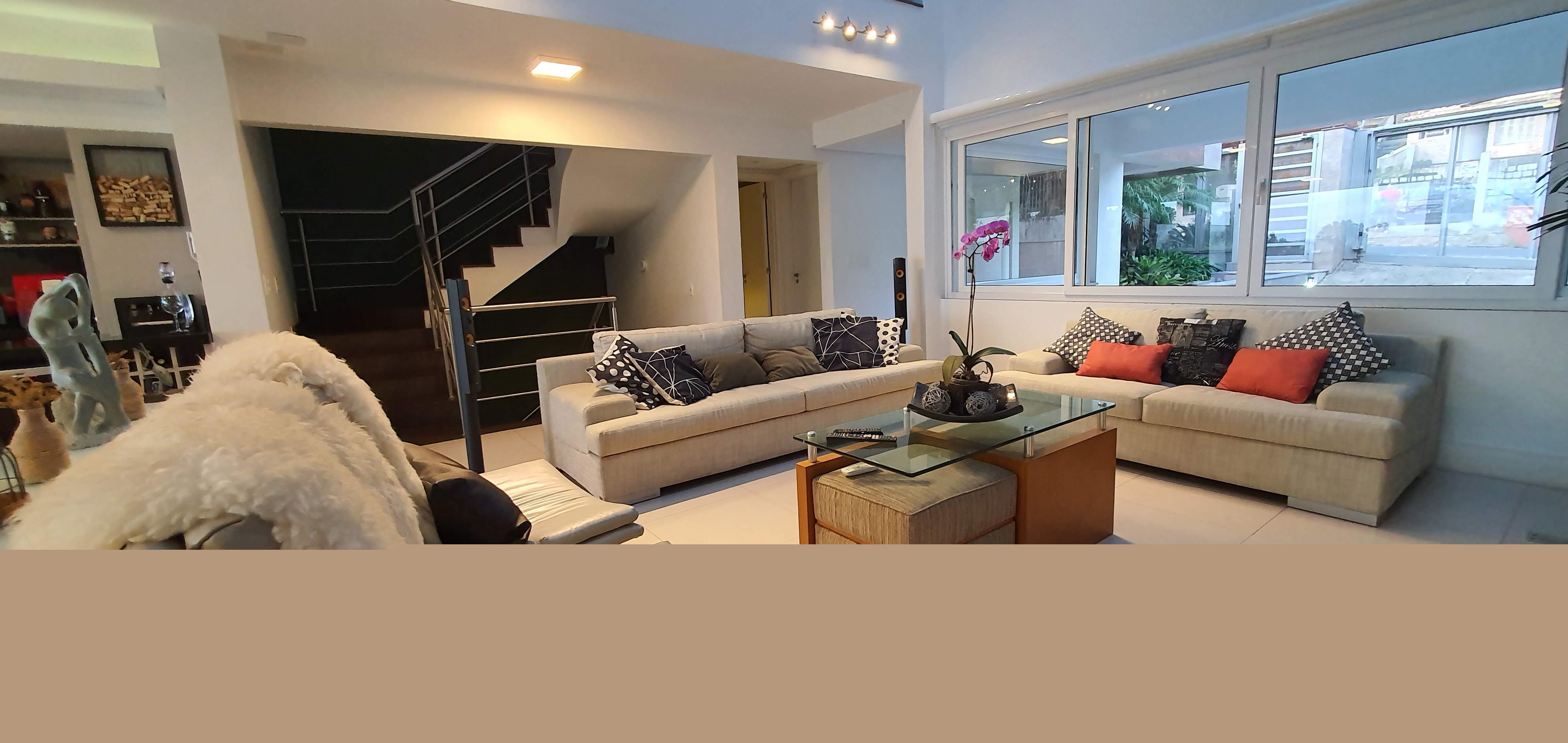 Imagem Casa com 4 Quartos à Venda, 600 m²em Pedra Redonda - Porto Alegre